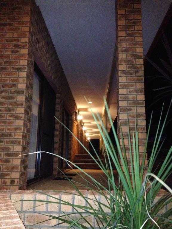 Hume Country Motor Inn Albury Zewnętrze zdjęcie