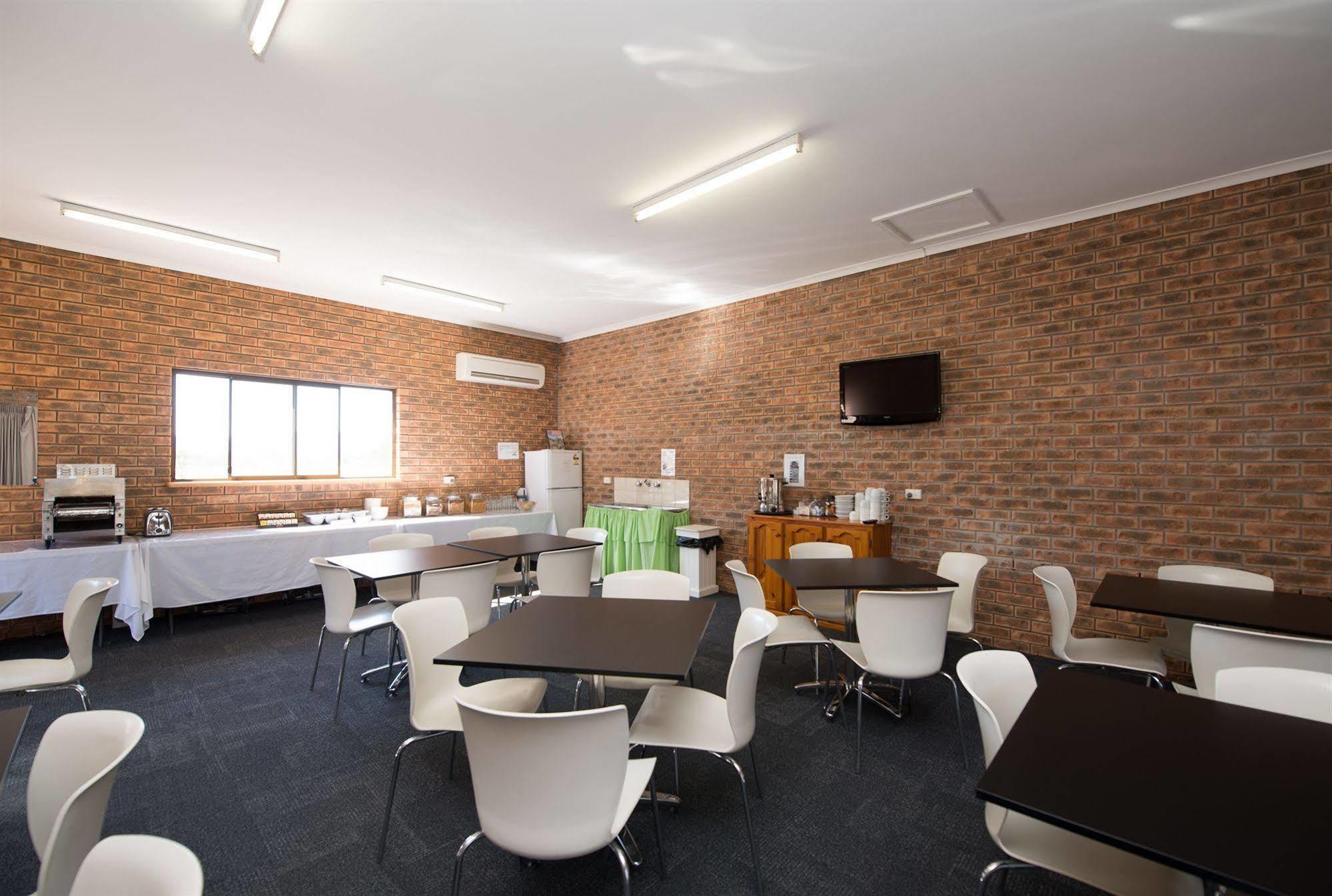 Hume Country Motor Inn Albury Zewnętrze zdjęcie